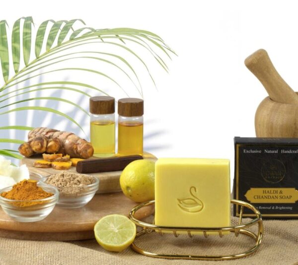 HALDI & CHANDAN SOAP